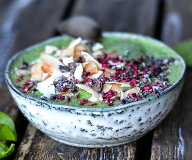 Green Veggie loaded smoothie bowl - A Tasty Love Story